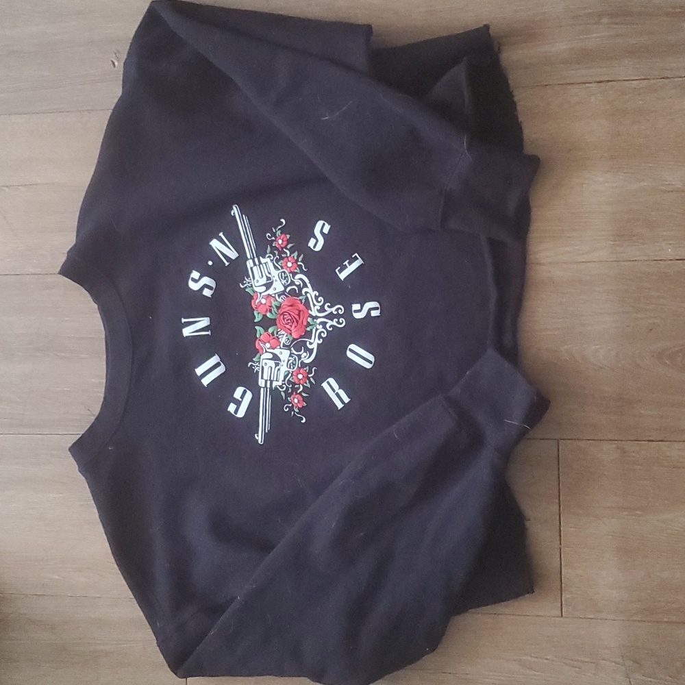 Guns N Roses Cut Off Black Crew Neck Sweatshirt.